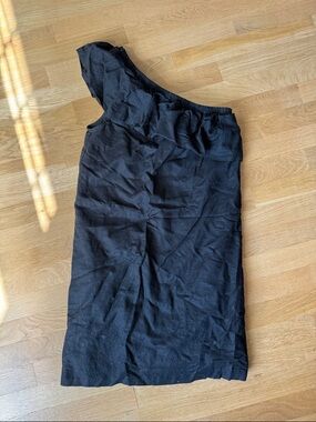 One-Shoulder Black Ruffle Dress